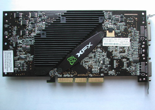 不走寻常路—XFX 5700DDR3珍藏版