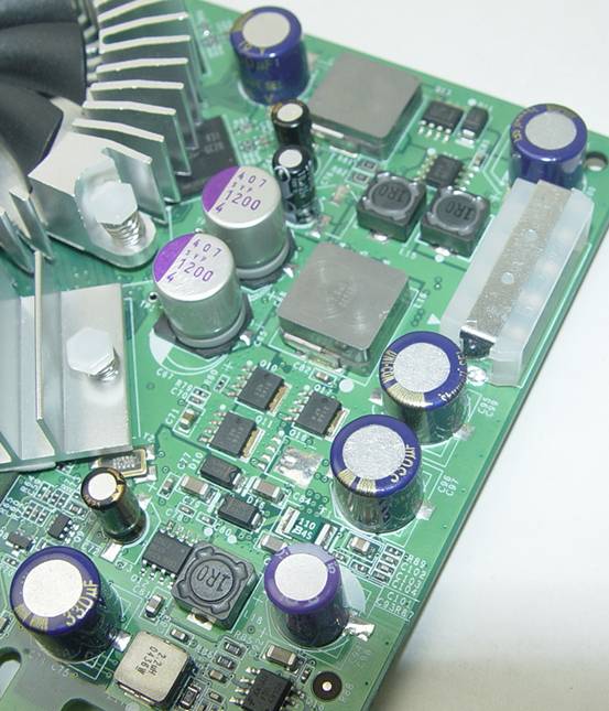 驱动之家年终显卡横评——产品篇