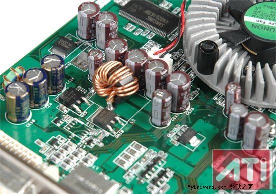 ǧԪ��ɱ�֣�ASUS Extreme AX700-X����