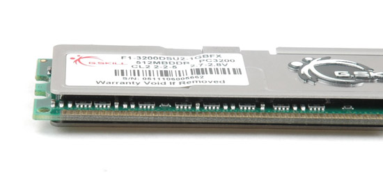 芝奇F1-3200DSU2-1GBFX顶级内存