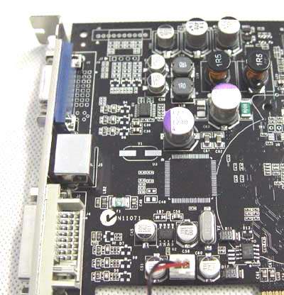 ���� GeForce FX 5700������