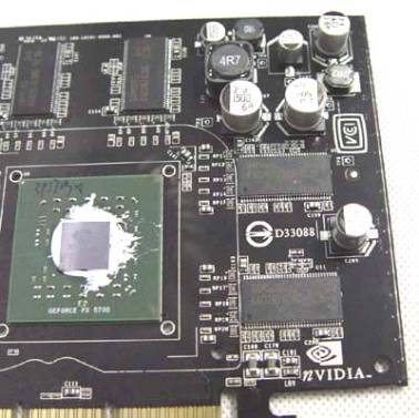 ���� GeForce FX 5700������